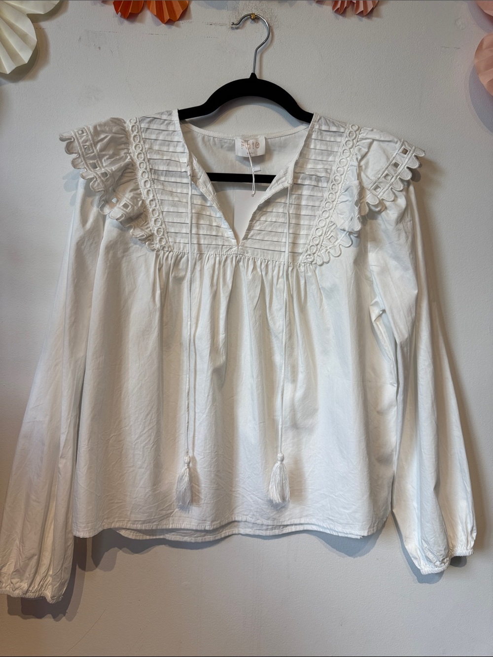 NWT FATE RUFFLE TOO WHITE SMALL